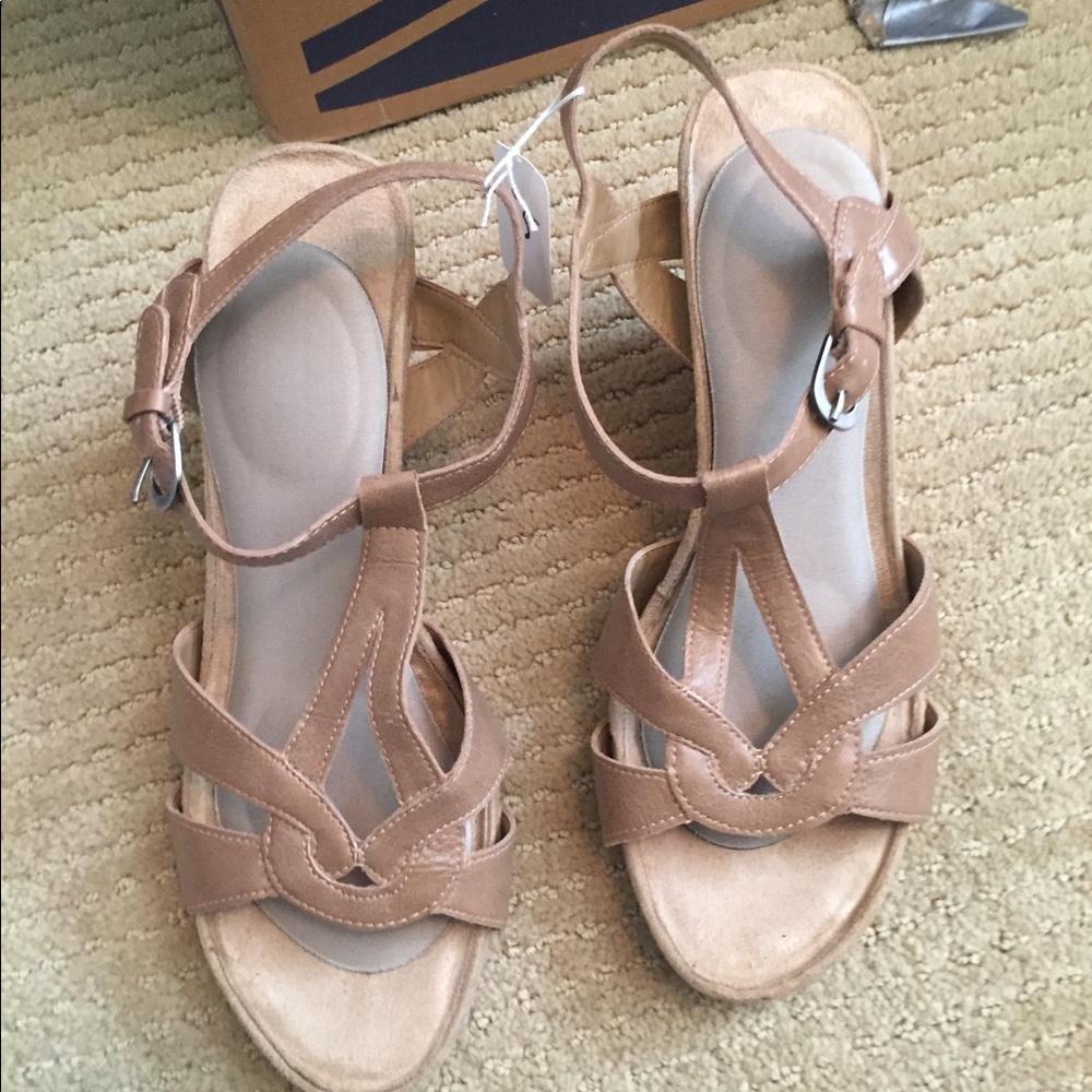 Tan wedge sandals.  3 inch wedge